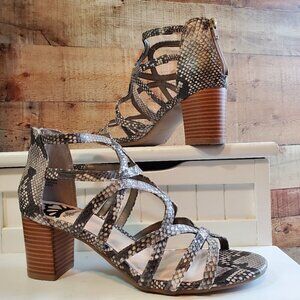 FERGALICIOUS BY FERGIE SIZE 7.5